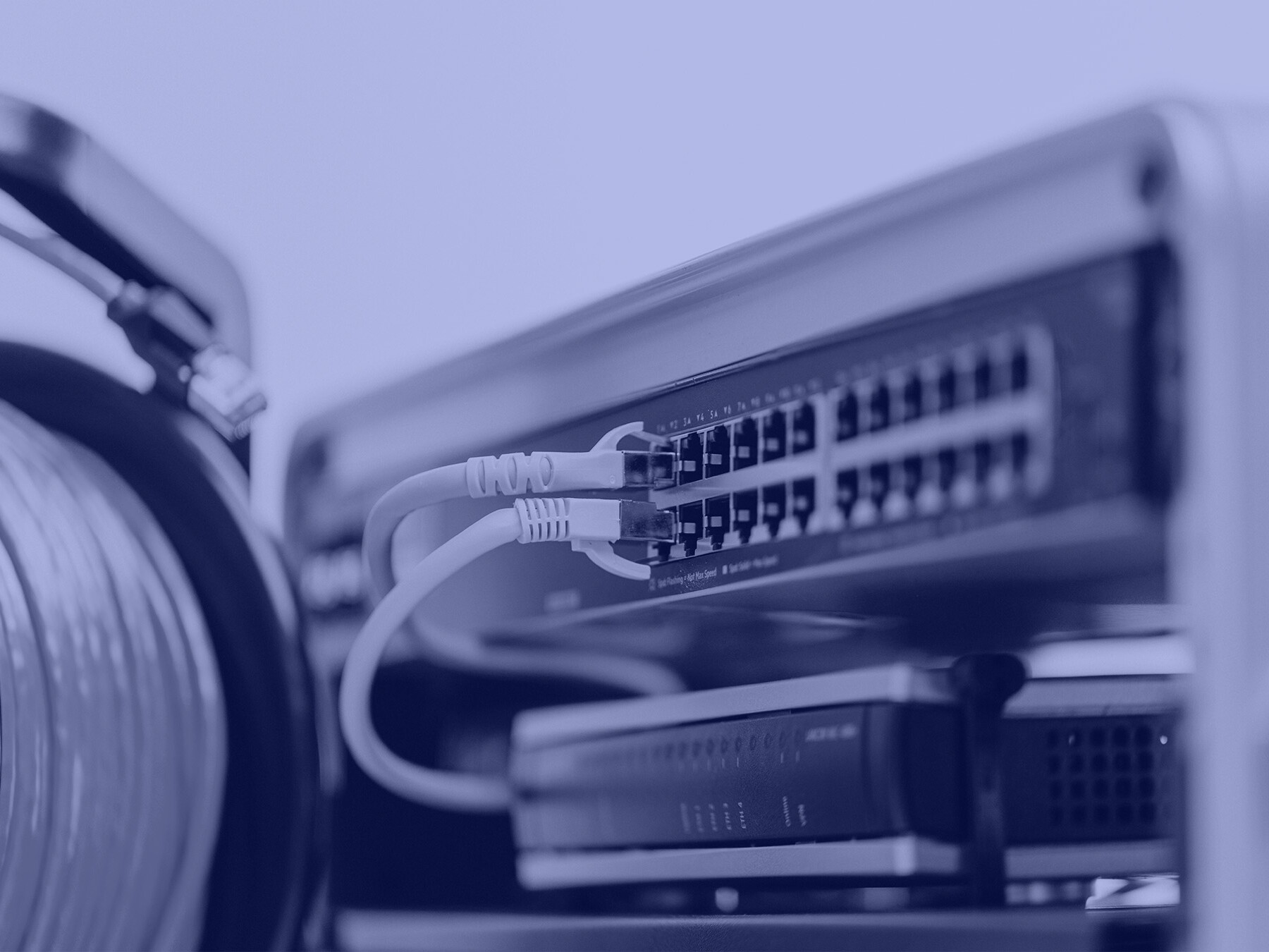 Netzwerk-Switch und strukturierte IT-Infrastruktur